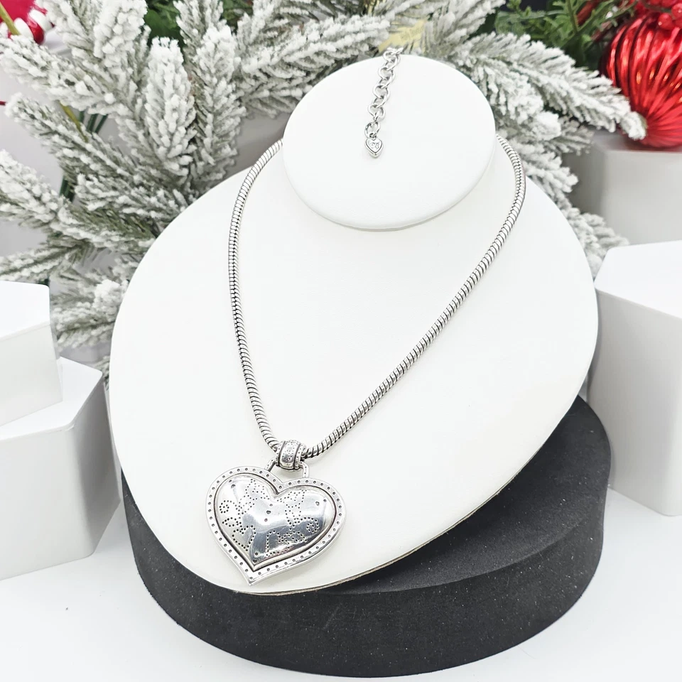 "Colgante corazón grande retirado Brighton Coeur D'Alene 18-20"" cadena serpiente declaración"  Foto 3 de 4