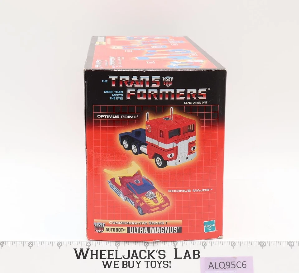 Ultra Magnus Transformers Commemorative Series 2002 Hasbro Figure NEW SEALED - Image 3 of 4
