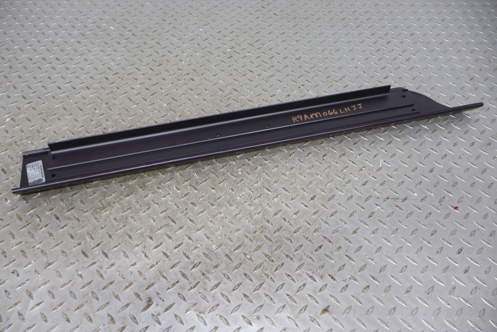 09 Aston Martin V8 Vantage Left LH Interior Door Sill Plate W/ Insert (Black)