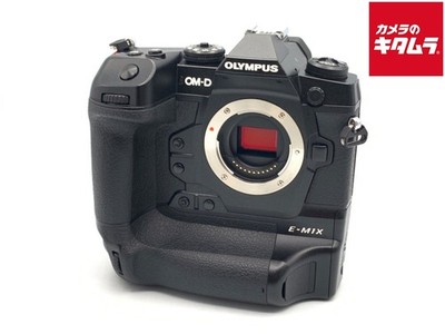 OLYMPUS OM-D E-M1X 20.3MP Mirrorless Digital Camera Body -Near Mint- 9996