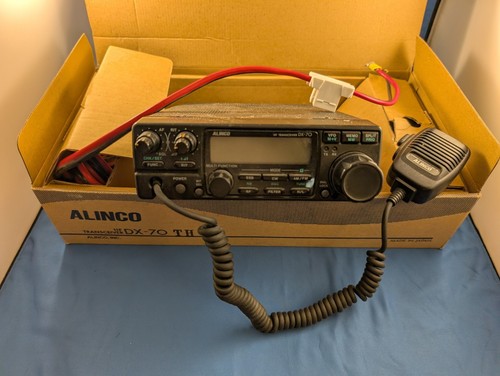 ALINCO DX 70TH HF & 50MHZ 6 METERS TRANSCEIVER - Photo 2/7