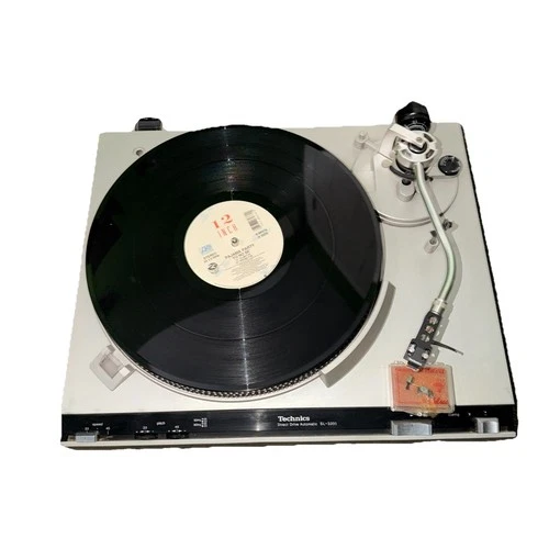 Vintage TECHNICS SL-3200 Direct Drive Automatic Turntable System