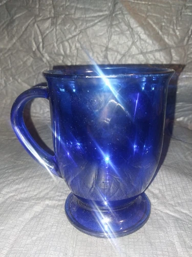 Vintage Anchor Hocking Cobalt Blue Glass Pedestal Footed Coffee Mug 16 oz.