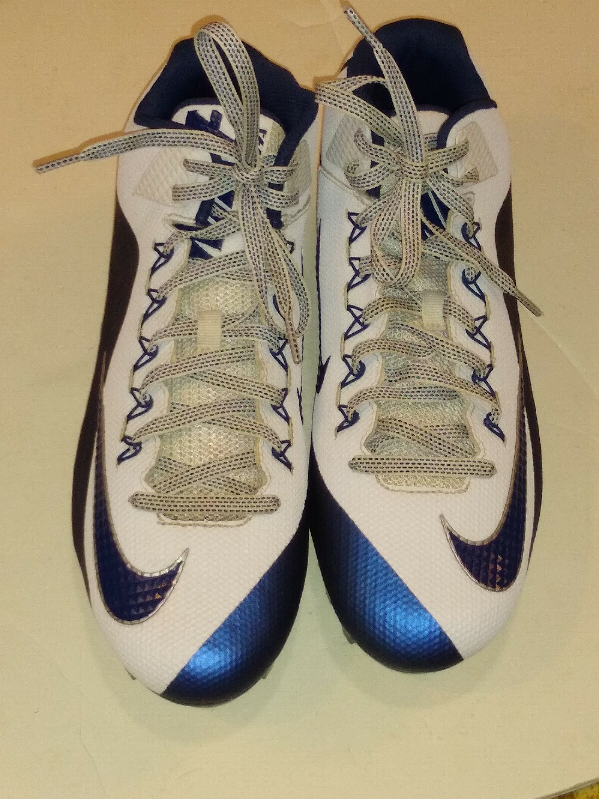 football cleats nike alpha