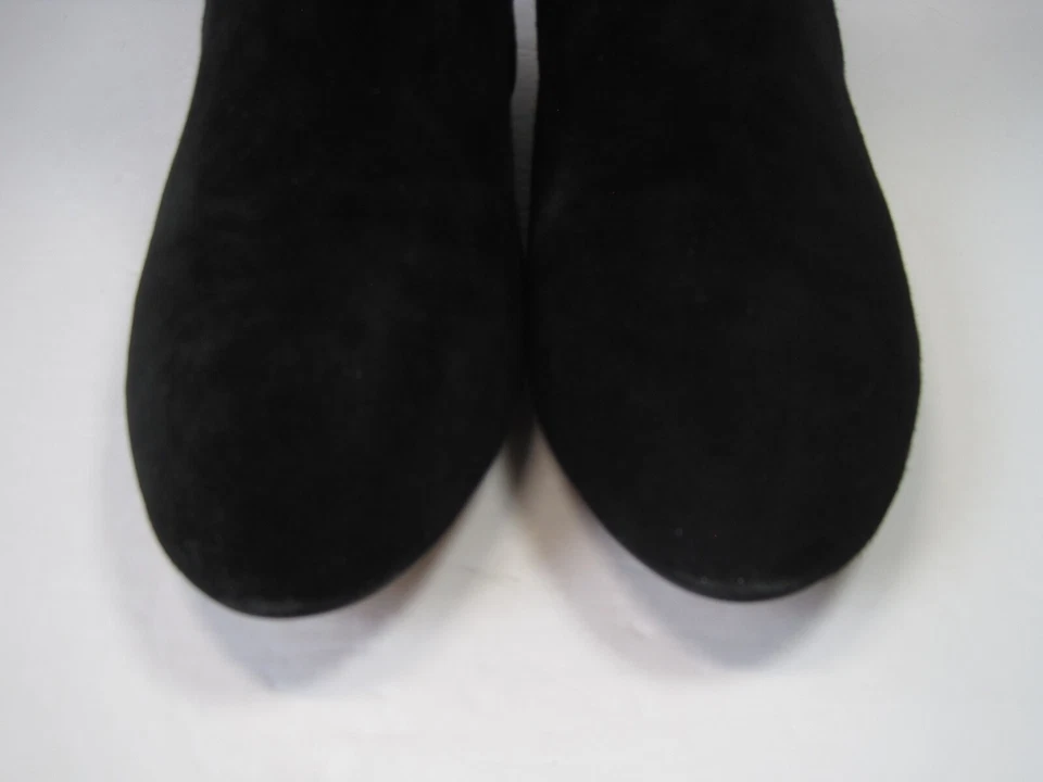 Taryn Rose Folks  Black Suede Ankle Bootie Size 7.5 NWOB - Image 3 of 4