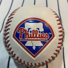 アンドリュー・ジョーンズ「フィギュア&サイン入りボール」計3点まとめ売り_MLB アンドリュー・ジョーンズ「フィギュア&サイン入りボール」計3点