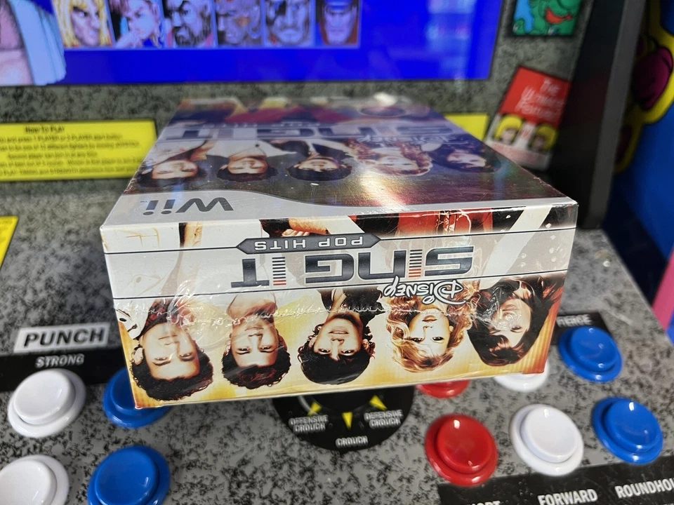 2007 Nintendo Wii Disney Sing It Pop Hits Microphone Bundle Taylor Swift SEALED - Image 4 of 4