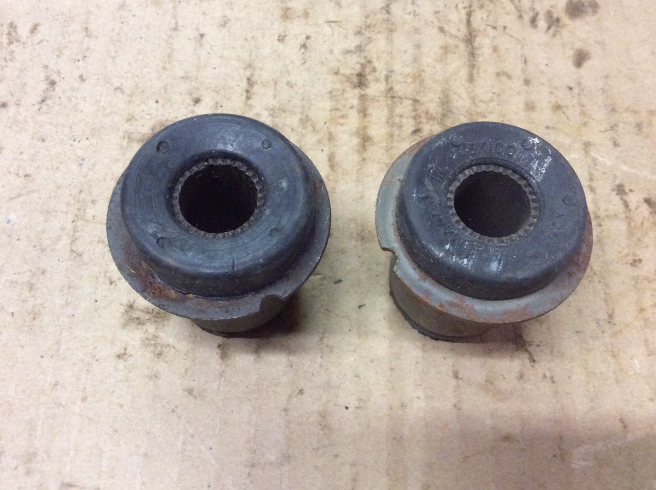 NEW NAPA 2671426 Control Arm Bushing Kit Qty 2 Bushings In Box eBay