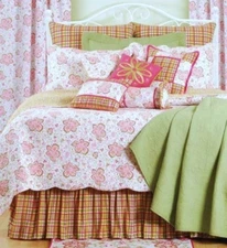 Girls C&F Enterprises Chesapeake Sorbet Pink Colonial Floral Full Queen Quilt