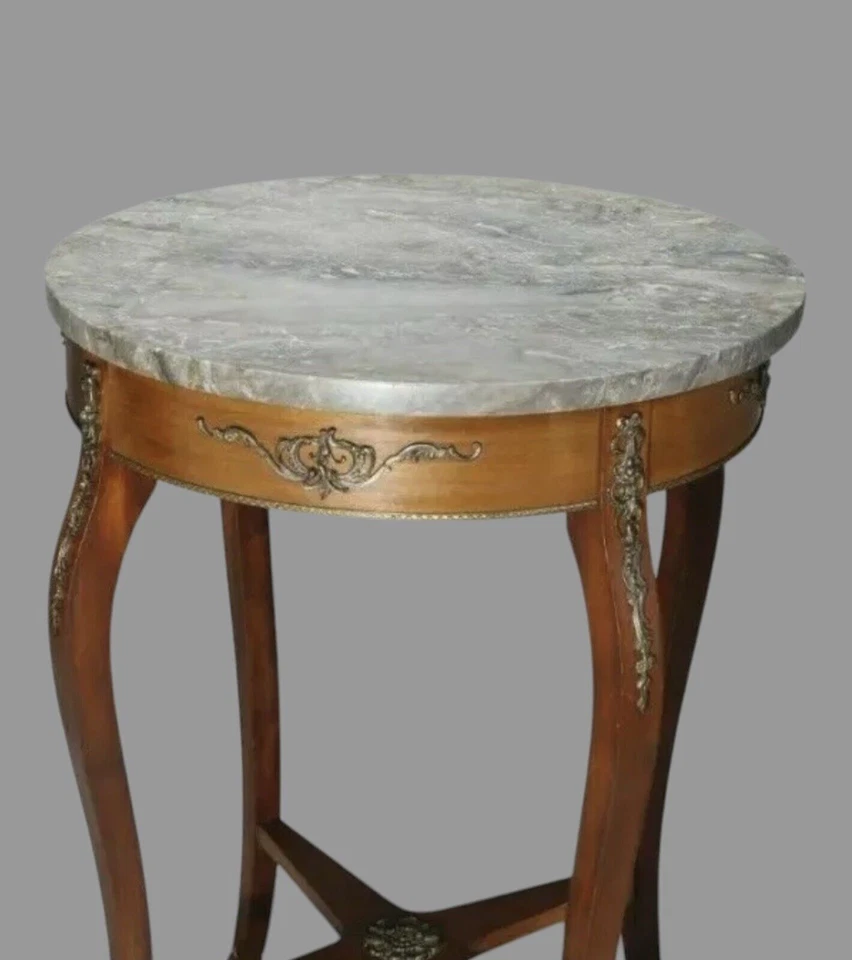 Suporte de mesa antigo vitoriano de mármore com decoração de bronze Ormolu - Imagem 4 de 4