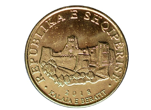 Foto 1 di 2