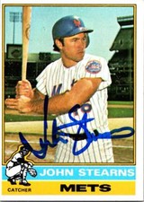 John Stearns autographed Baseball Card (New York Mets) 1976 Topps #633