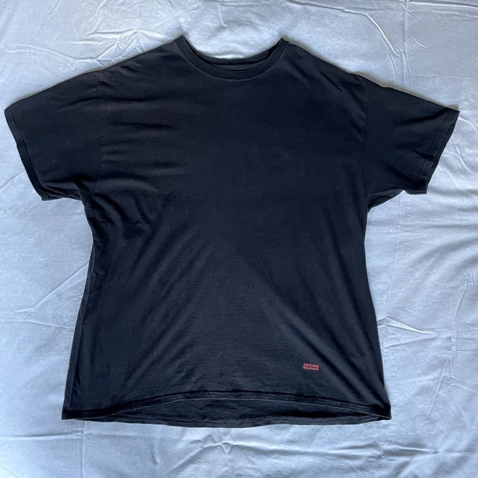 T shirt vintage noir suprême, taille ~ M L