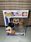 Funko Pop! Vinyl: Disney Basketball Mickey - Disney Exclusive 553 Box Damage