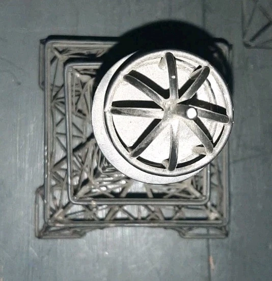 2 Black Metal Eiffel Towers 15" Lamp Light & 12.5" Sculpture Decor Paris France - Image 4 of 4