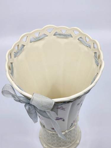 Lenox Posy Baskets Trumpet Vase Lattice Top Ribbon - Picture 3 of 10