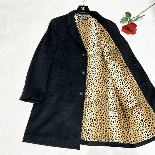 Haut manteau chester léopard Supreme Loro Piana