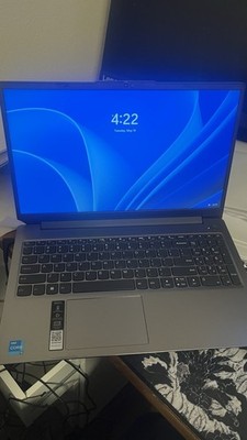 Lenovo IdeaPad Slim 3i 15.6'' Full HD Laptop Intel Core i3-N305 2023 8GB Memory