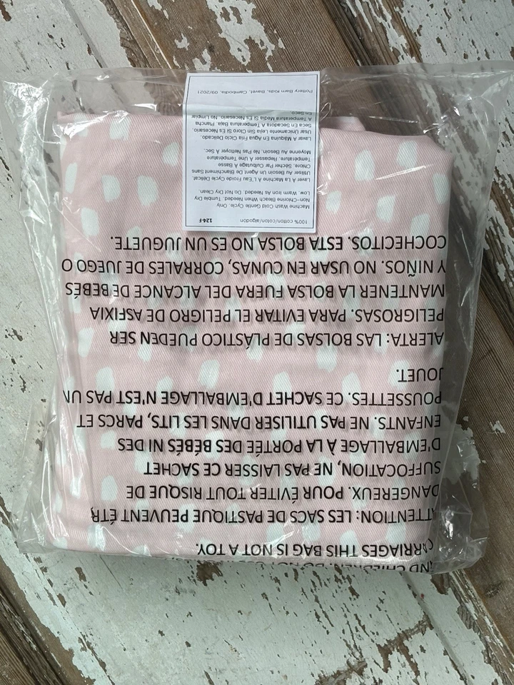 Nueva cubierta de silla Pottery Barn Kids brazo cuadrado en cualquier lugar - rosa con blanco Foto 2 de 4