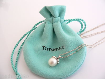 Tiffany \u0026 Co Silver Heart Cap Pearl 