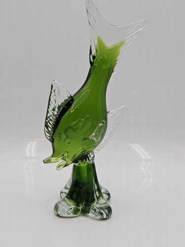 14.5 Inch Green Hand Blown Glass Fish Big Lips Hollow Inside Clear Base Heavy - Picture 5 of 9