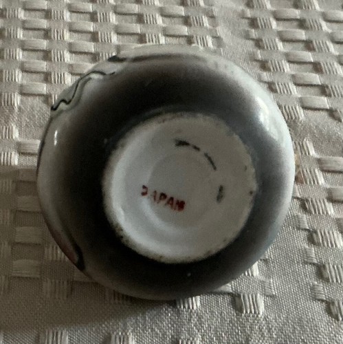 "Mini jarra vintage de porcelana Dragonware de Japón 2 1/4""" - Imagen 5 de 8