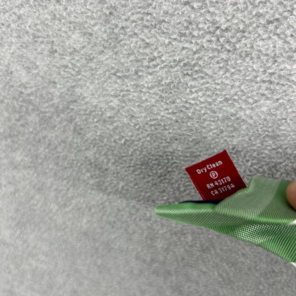 Corbata Chaps Ralph Lauren Para Hombre Verde Rayas Horizontal Hecha a Mano 100% Seda Foto 4 de 4