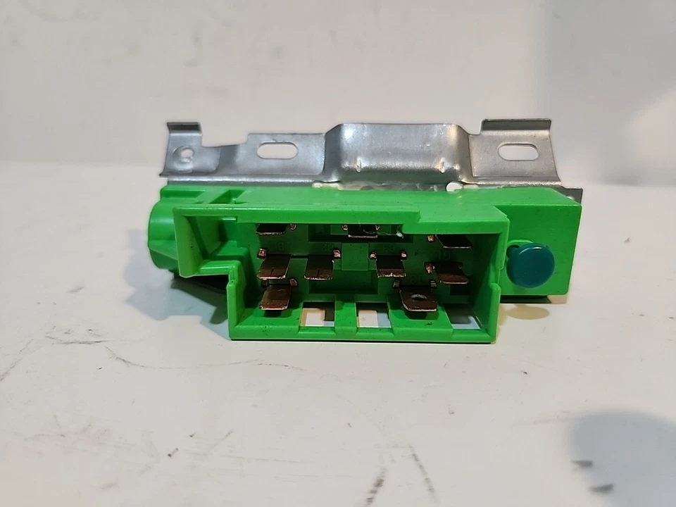 GM Ignition Switch 26009743 - Image 2 of 4