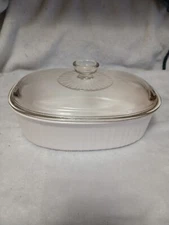 Corning Ware French White F-2-B With Clear Glass Lid 2 & 1/2 Quarts Vintage 