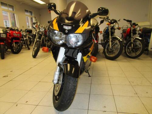 HONDA CBR900RRT FIREBLADE MOTORCYCLE - Picture 3 of 15
