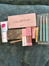 Mixed Makeup Beauty Bundle   Lot of 11 PCS   Brand New   See Details