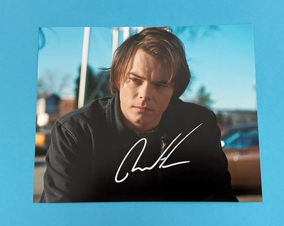 Charlie Heaton  - STRANGER THINGS  - signed, original Autogramm !!!