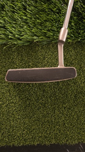 STX Sync 5 Putter 35.5in. Right handed New Grip - Picture 2 of 7