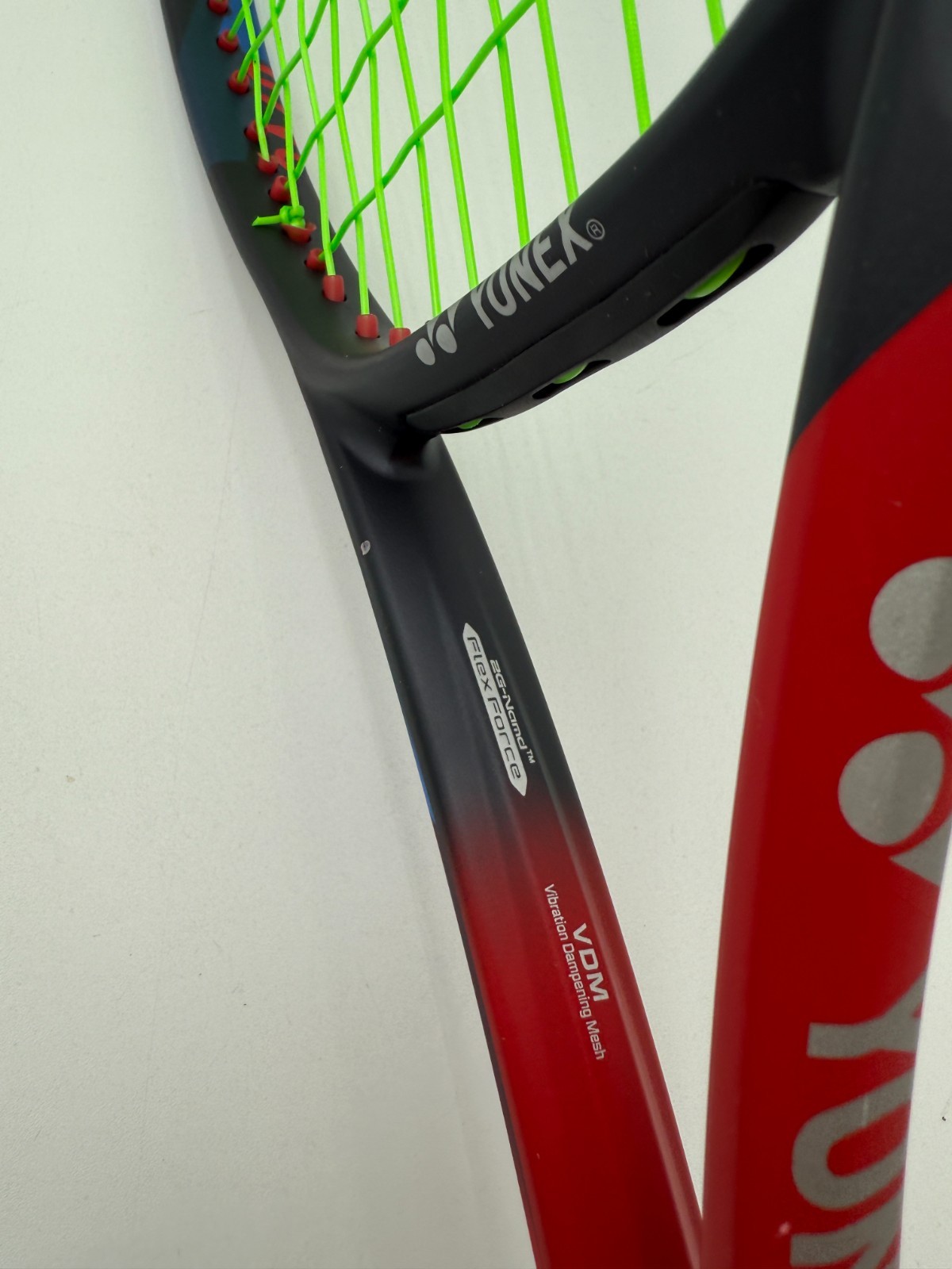 2023-25' Yonex Vcore 98 4-1/4 Grip#2 16x19 (Good condition) *Multiple Qty*