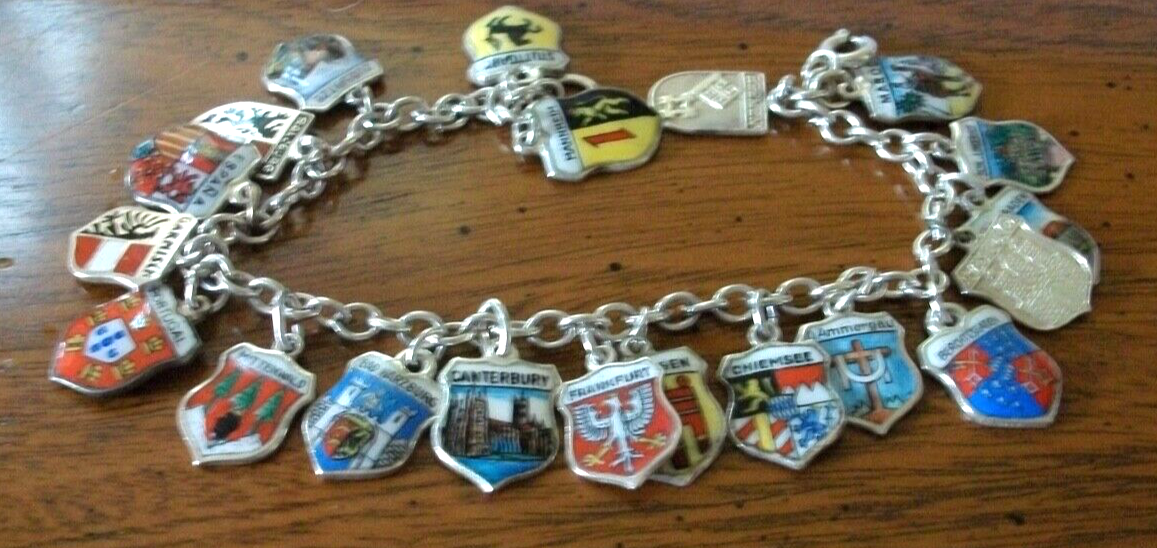 Vintage Sterling Silver 21-Country Charm Bracelet 7.25