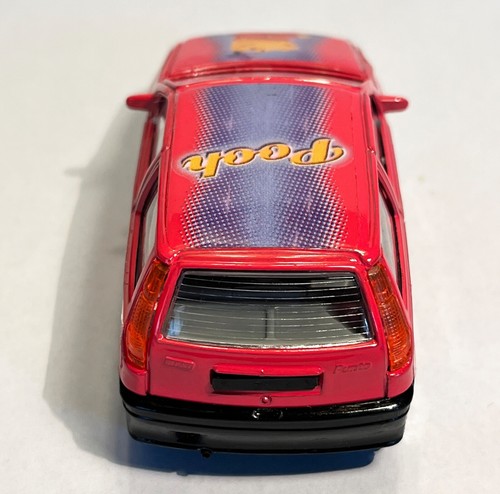 Disney Winnie the Pooh Pink Fiat Punto Die-Cast Metal Car by Burago - Picture 4 of 5