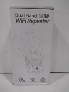 1200Mbps Dual Band WiFi Repeater 5GHz Wireless Internet Range Extender