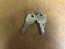 (2) SYSTEM SENSOR A135 Key