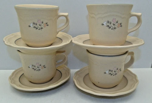 Pfaltzgraff REMEMBRANCE Set of 4 Coffee/Tea Cups W/saucers Flowers USA
