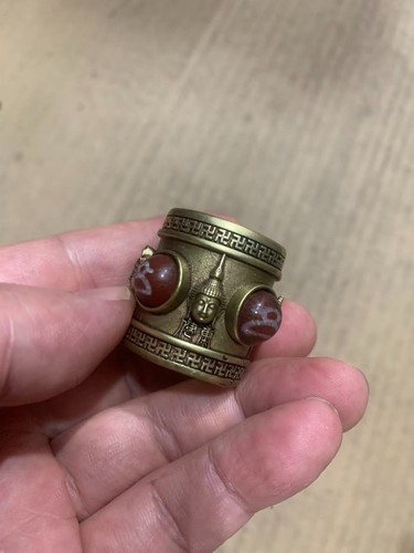 Rare Tibetan Brass Buddhas Inlay Old Agate Dzi *Wealth God* Beads Ring !!!