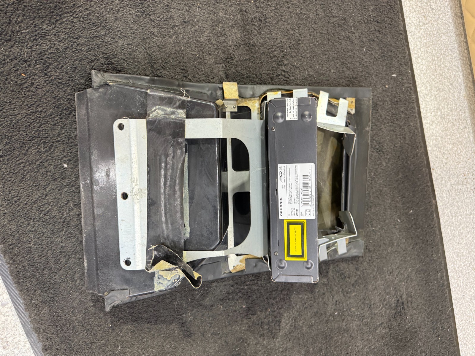Lamborghini Murcielago Rear Cd changer Black P/N 410035110