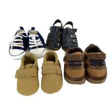 Lot of 4 Pairs of Baby Shoes Size 2 -12 Months Carters Mud Pie Wonder Nation