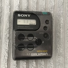 Sony SRF-M43 Walkman Mega Bass AM /FM Radio Good Condition Working