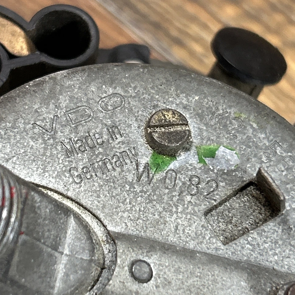 Volkswagen Beetle 1972 VDO velocímetro 6-71 fecha medidor de gasolina sin probar Foto 2 de 4