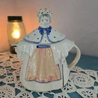 Nice vintage Shawnee USA pottery Granny Ann teapot