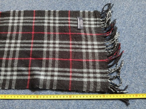 Genuine Vintage Burberry London Nova Check Cashmere Black & Grey Scarf 30x147cm - Picture 2 of 9
