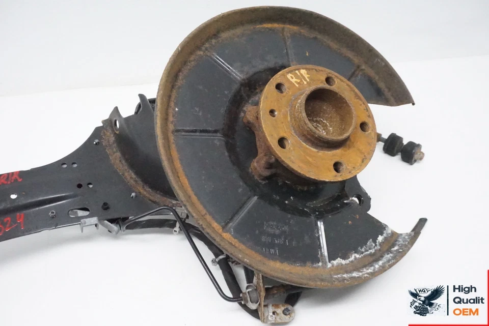 Volvo S60 2011-2018 eje trasero derecho nudillo con buje OEM Foto 4 de 4