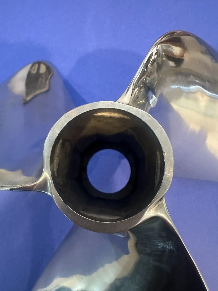 Signature 12 x 20 x 3 SEMI CLEAVER Propeller Mercury 60 R 13