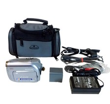 Canon MV900 Mini Videocamera DV, 2,7" 16:9 LCD, Ideale per Digitalizzazione, Vacanze