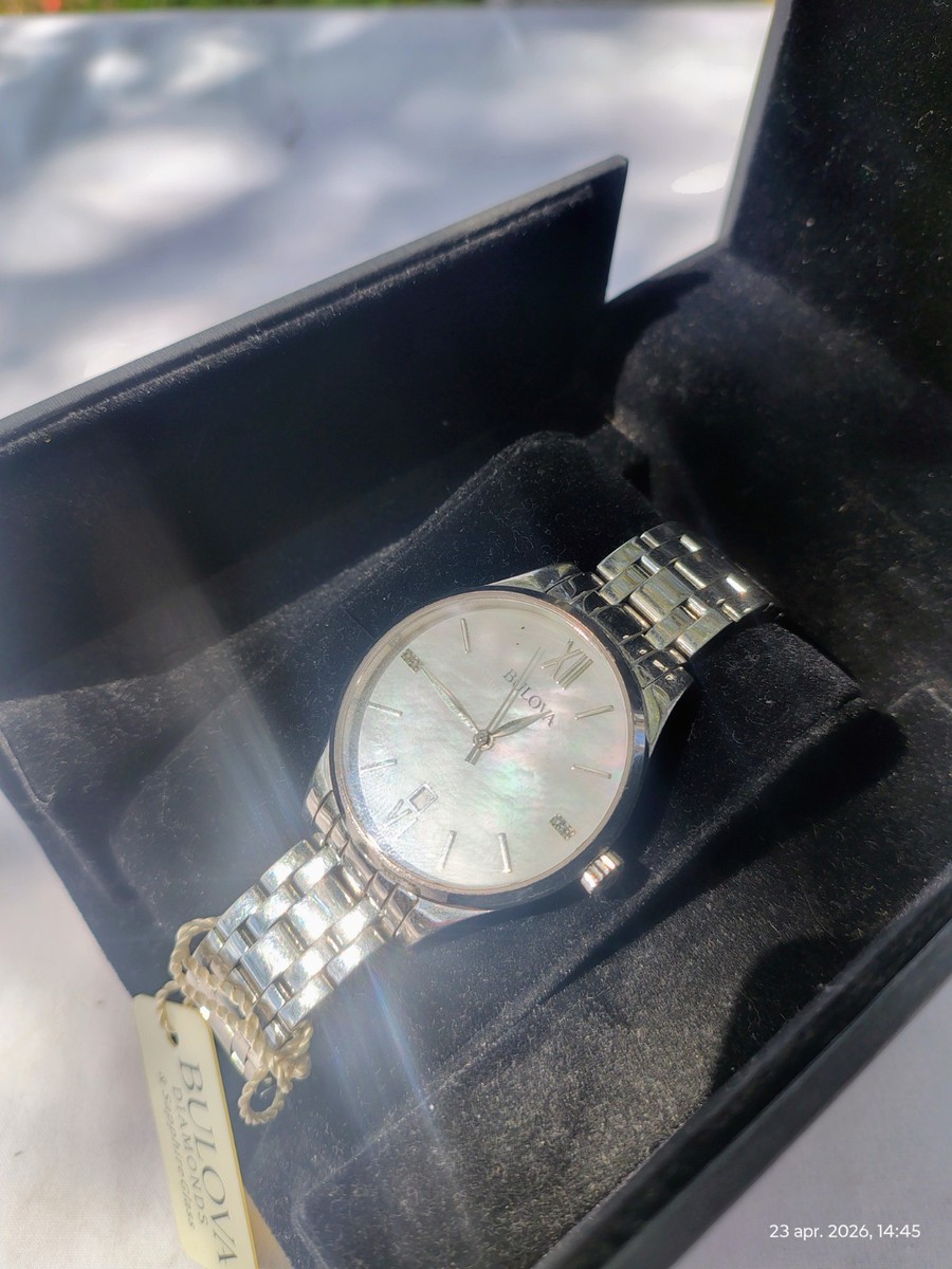 Bulova 96M148 Classic Ladies Diamond Watch Mother of Pearl  display picture 2